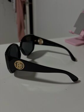burberry glasses - see description